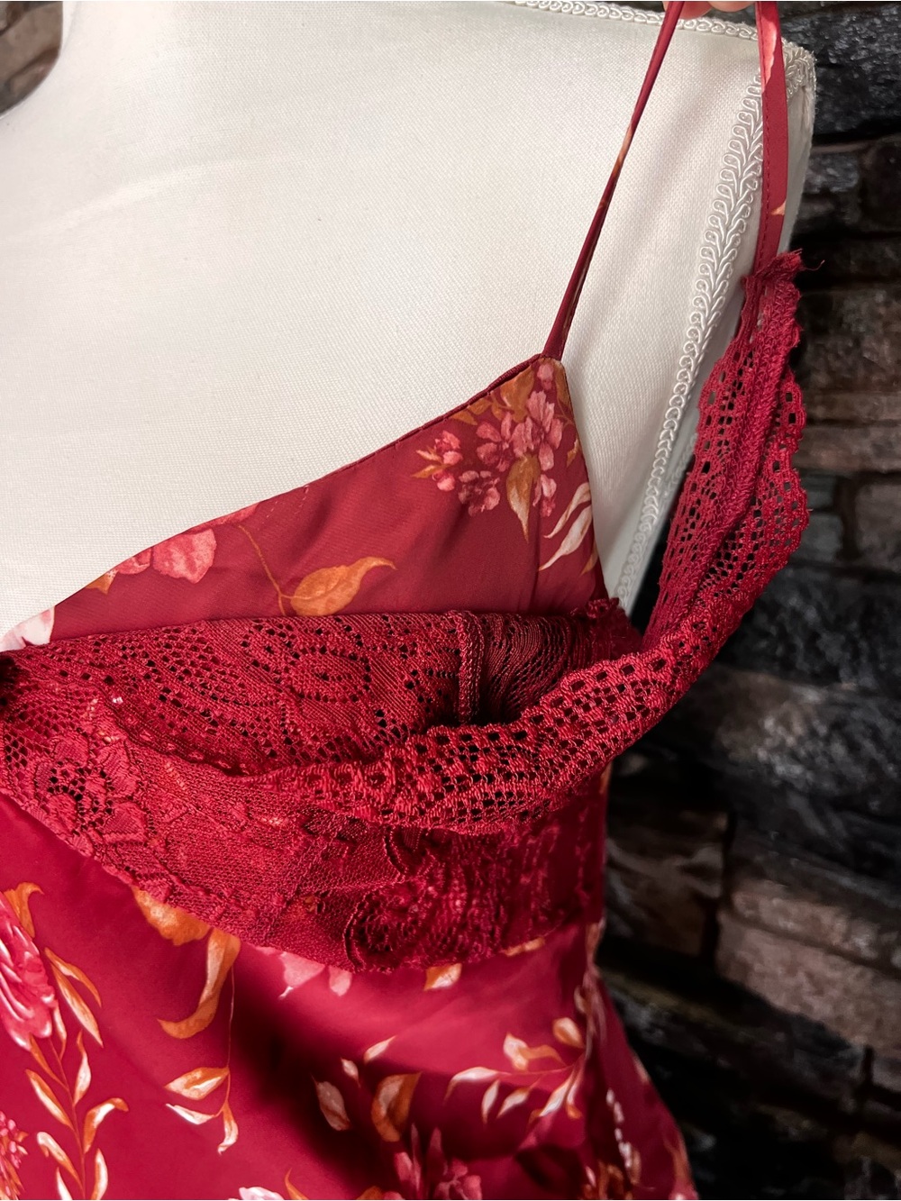 Francesca's Rose Red Floral Slip with Lace Detail - Picture 4 of 13